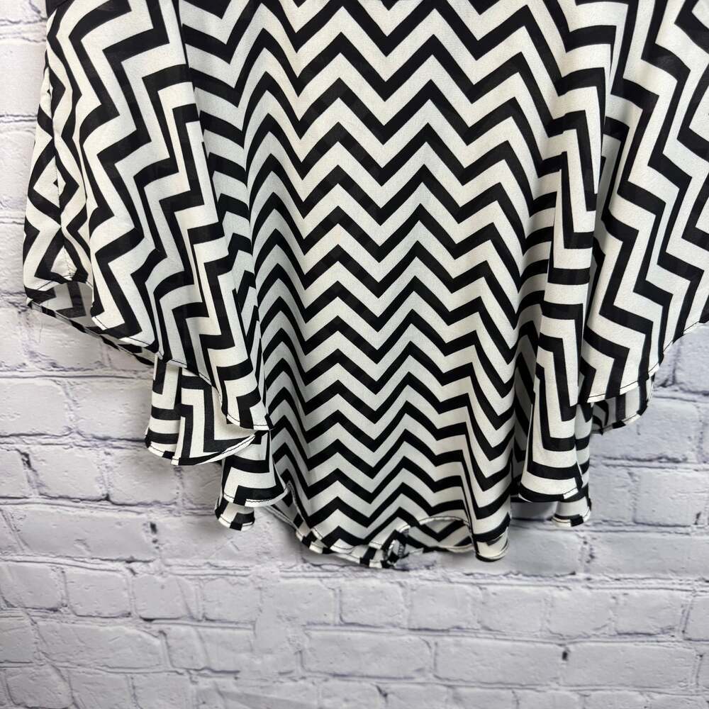 Eye Candy Black White Striped Knit Tank Top - Picture 3 of 7